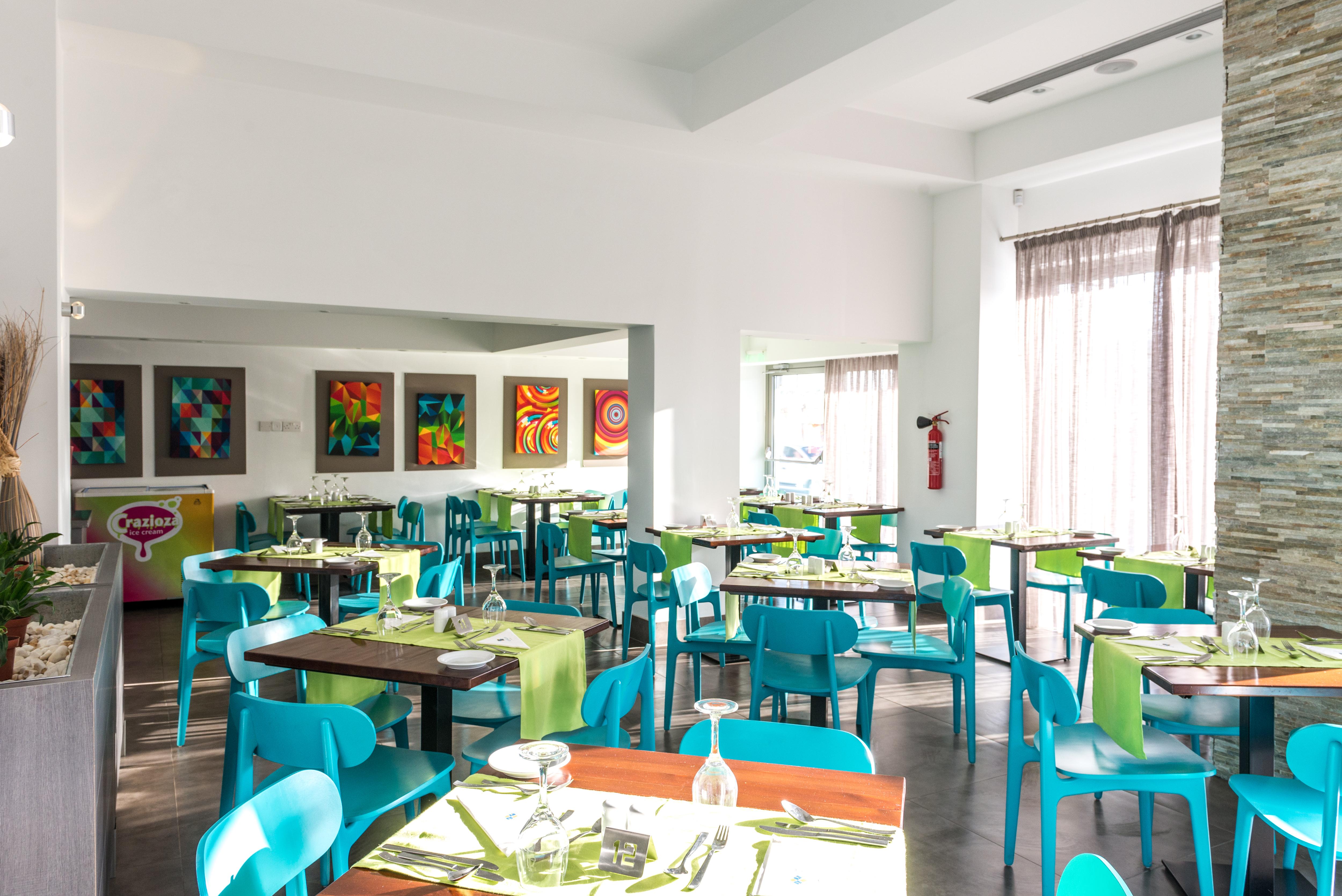 Kefalos Damon Hotel Apartments 파포스 외부 사진