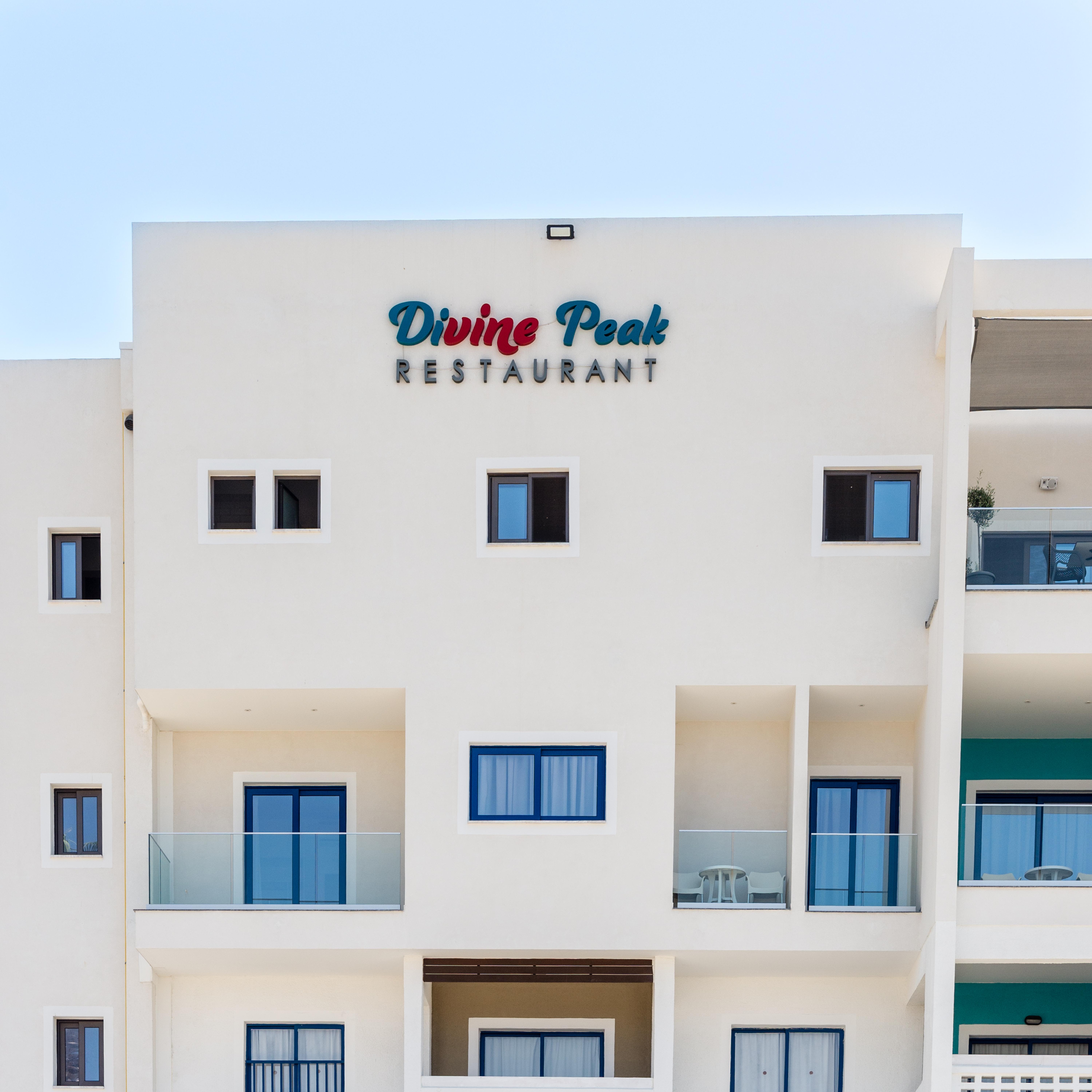 Kefalos Damon Hotel Apartments 파포스 외부 사진