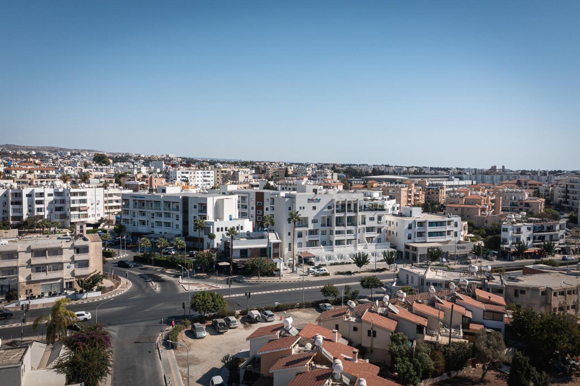 Kefalos Damon Hotel Apartments 파포스 외부 사진